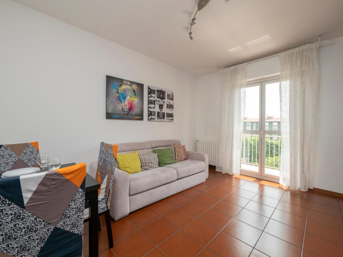 I Host Apartment - Appennini 53 Мілан Екстер'єр фото