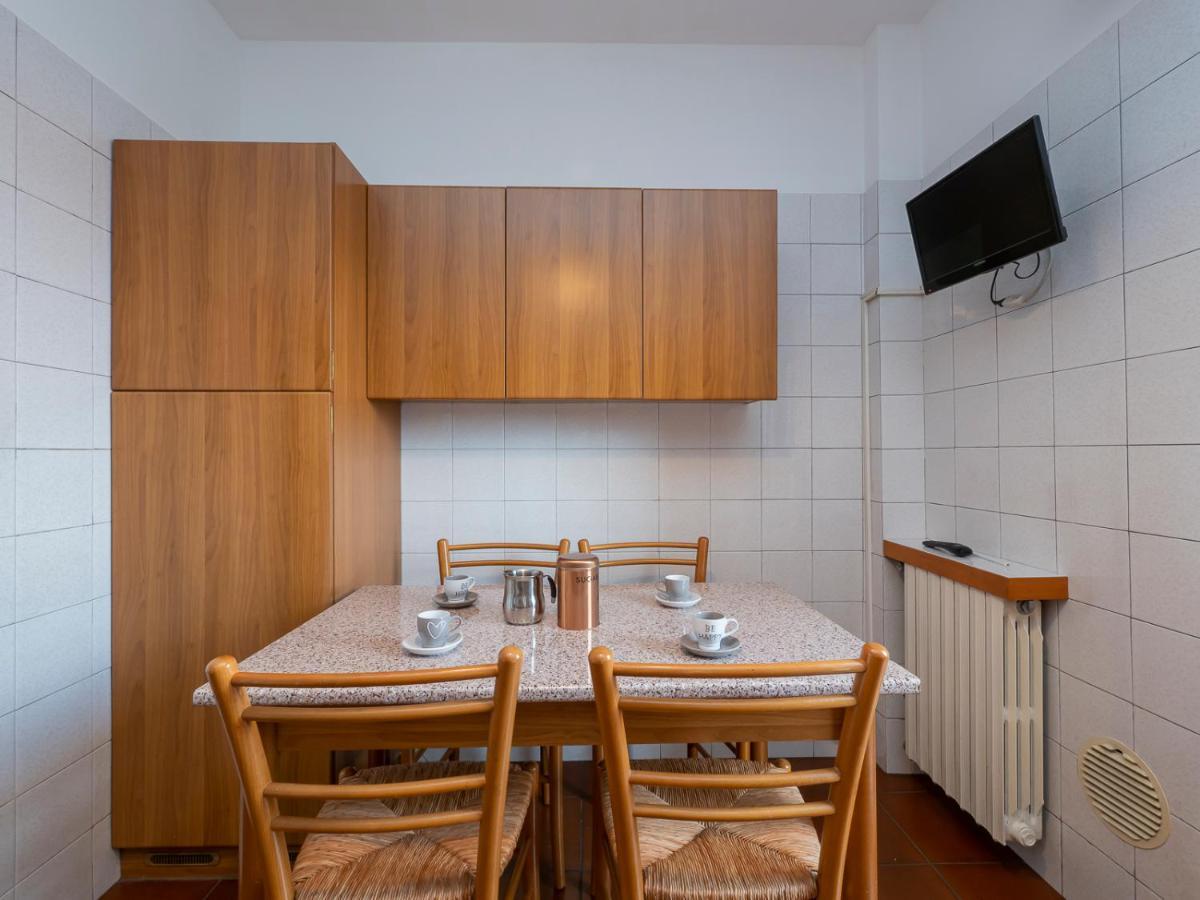 I Host Apartment - Appennini 53 Мілан Екстер'єр фото
